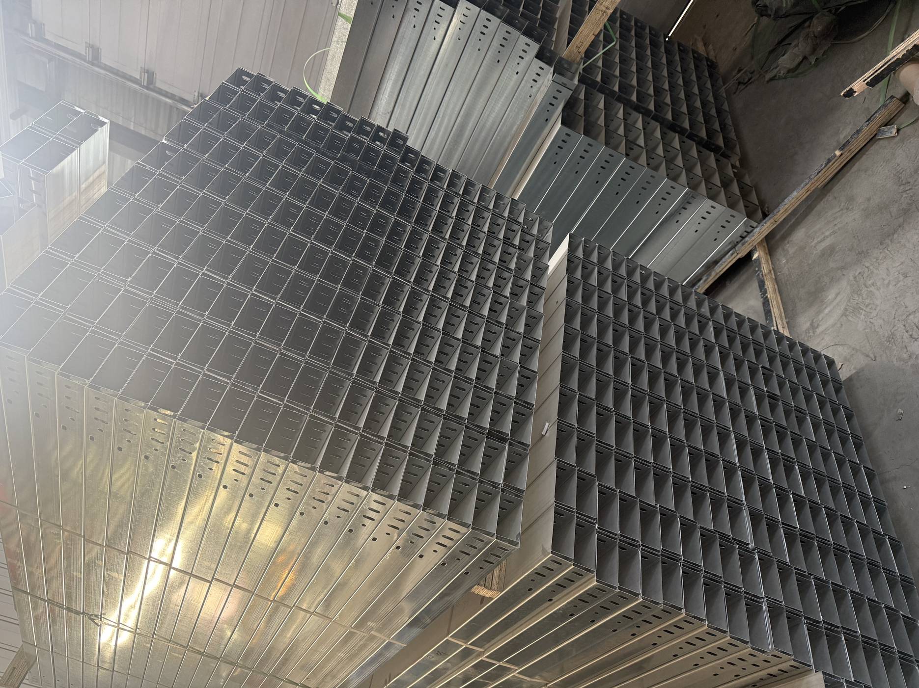 南平市金属桥架铝合金桥架 - 厂家